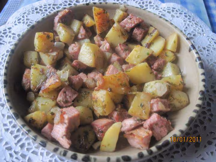 Pommes de terre saute aux cube de viande