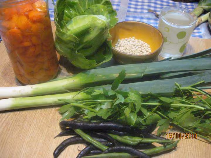 Poule fermiere aux legumes