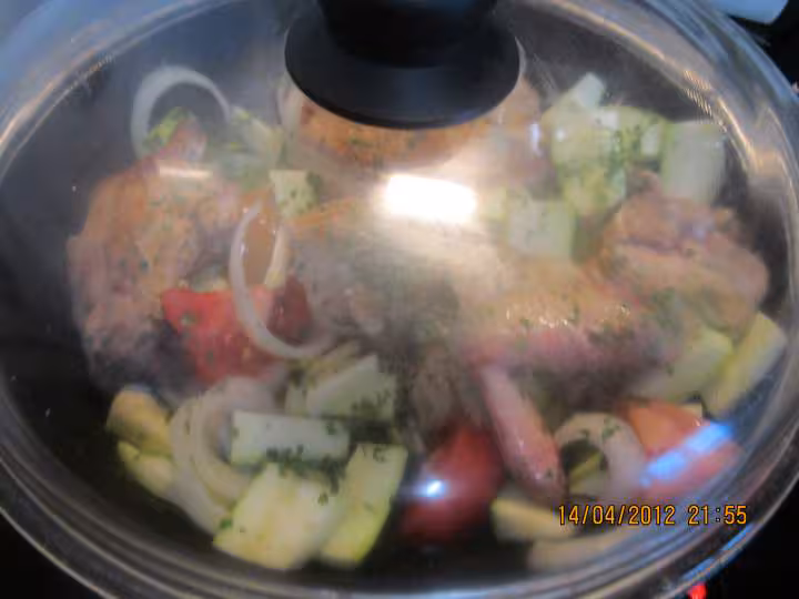 Poulet et legumes mijotes