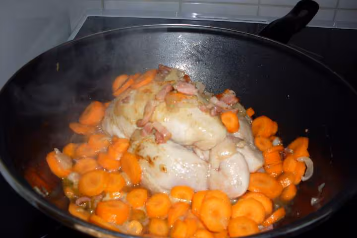 Poussin aux carottes nouvelles photos