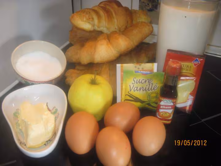 Pudding aux croissants et pomme