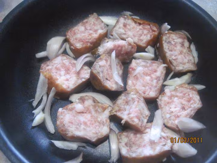 Puree aux choux brucelles au saucisson fume