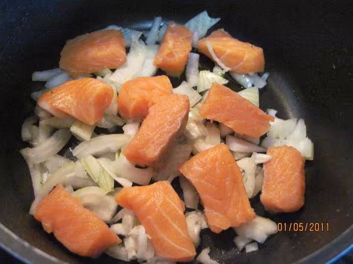 Puree de brocoli au saumon rose gratinee