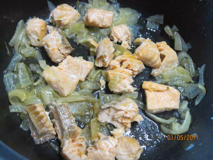 Puree de brocoli au saumon rose gratinee