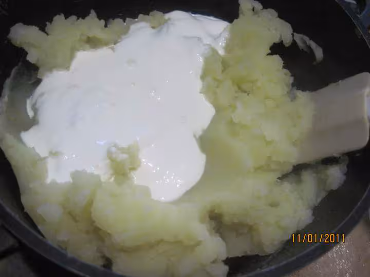 Puree de pommes de terre au saumon rose gratinees