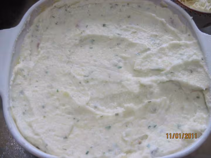 Puree de pommes de terre au saumon rose gratinees