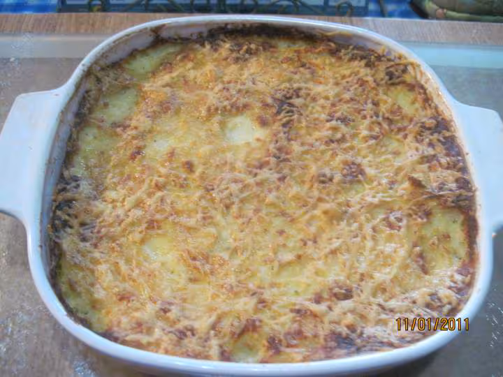 Puree de pommes de terre au saumon rose gratinees