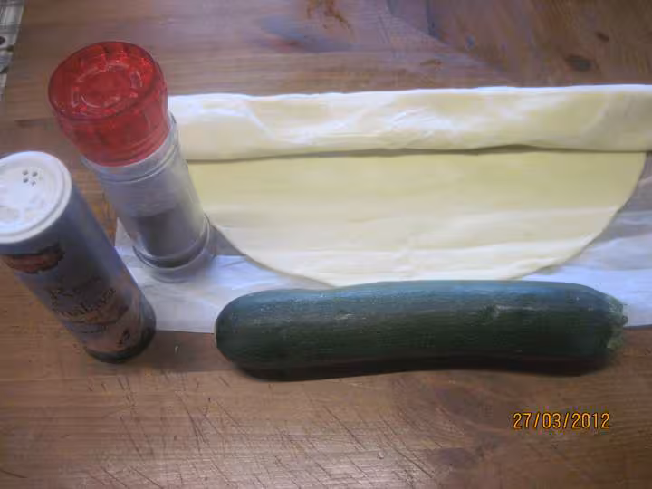 Quiche au saumon courgette et fromage de chevre