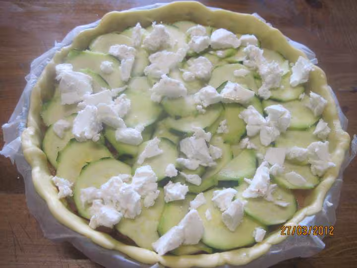 Quiche au saumon courgette et fromage de chevre