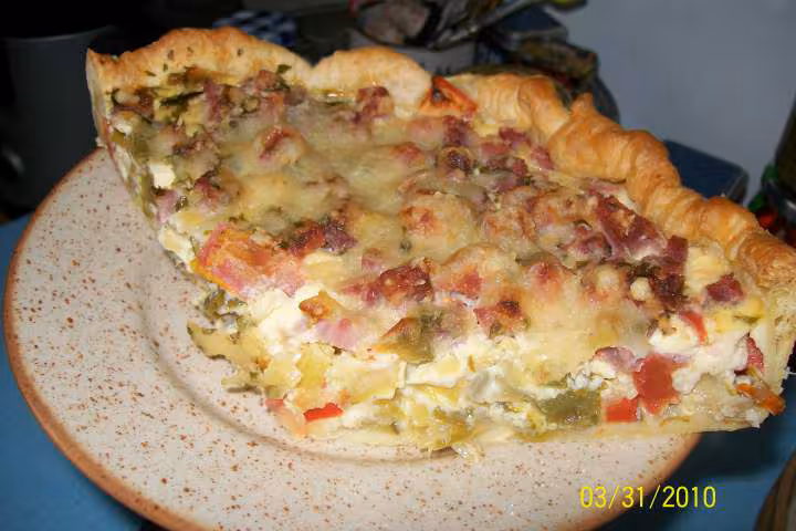 Quiche aux legumes et des de jambon