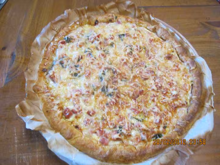 Quiche aux poireaux et jambon basilic