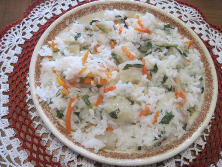 Riz a la julienne de legumes et poisson