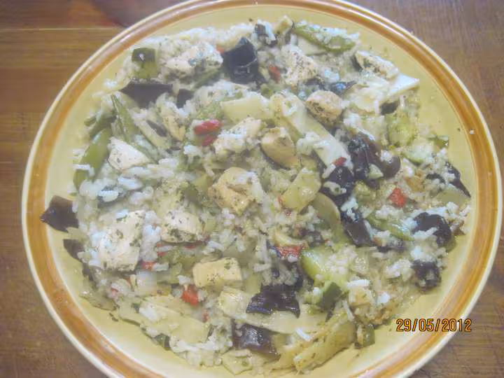Riz thai aux legumes et poulet