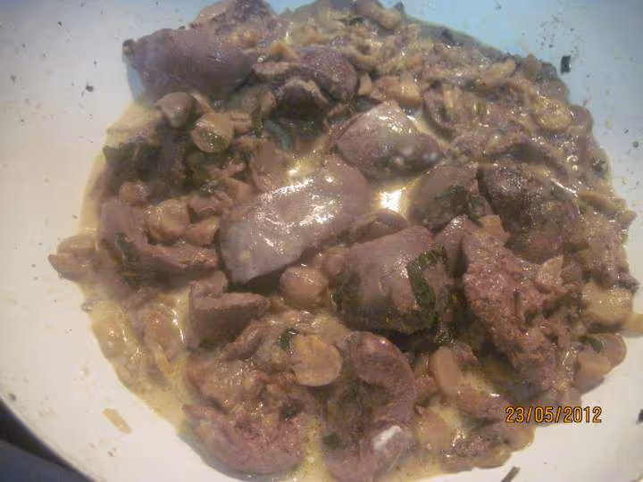 Rognons de porc aux champignons creme fraiche