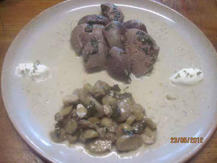 Rognons de porc aux champignons creme fraiche