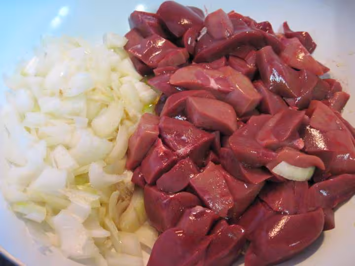 Rognons de porc en croutes a bouchees