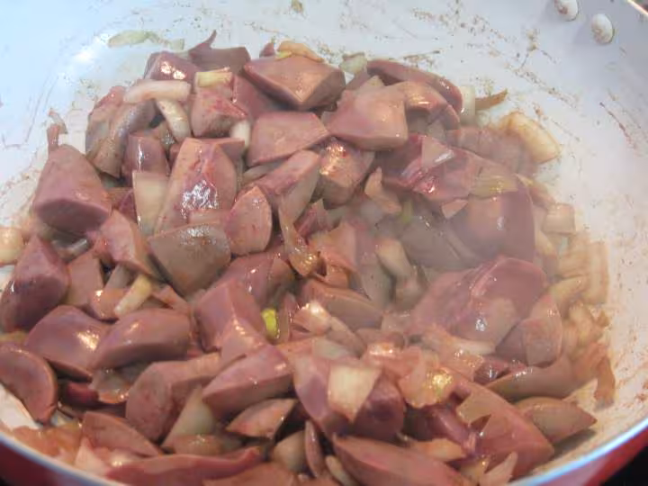 Rognons de porc en croutes a bouchees
