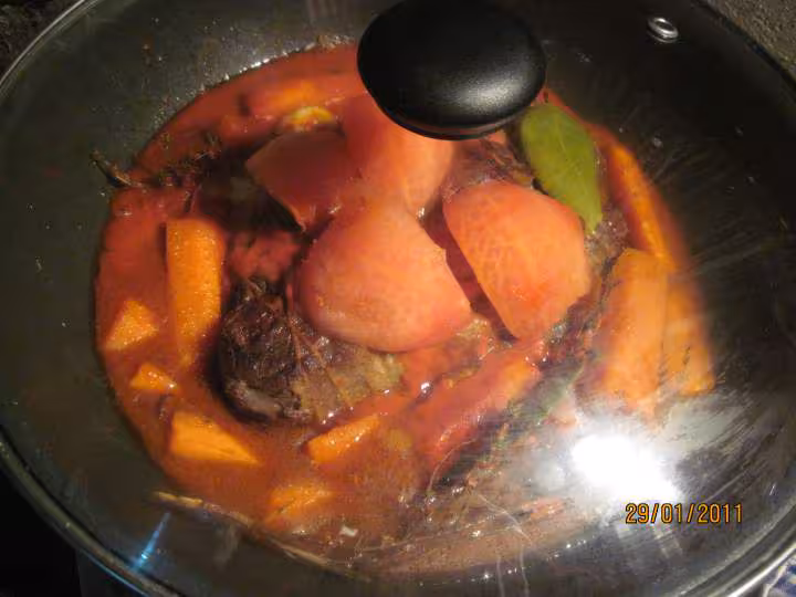 Roti de boeuf a braiser s os aux carottes