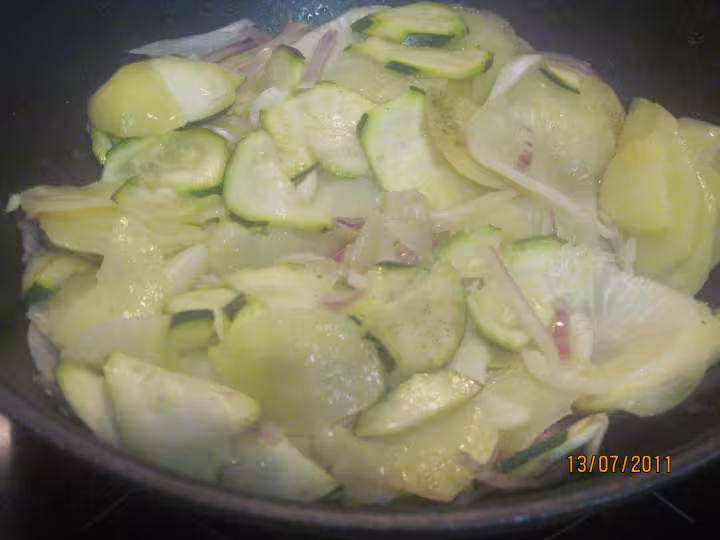 Roti de dinde au basilic a l etouffer de legumes
