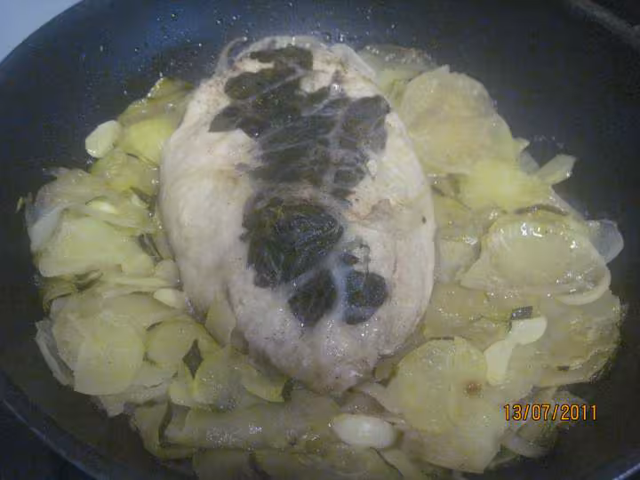 Roti de dinde au basilic a l etouffer de legumes