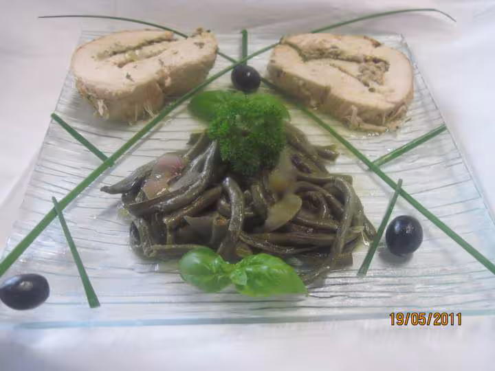 Roti de dinde au foie gras de canard et basilic
