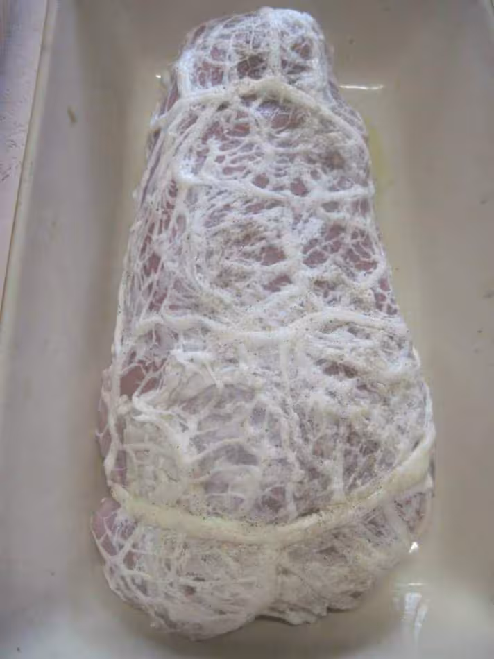 Roti de dinde farci au basilic et fromage