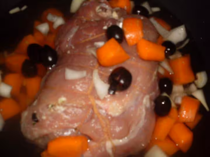 Roti de jambon farci