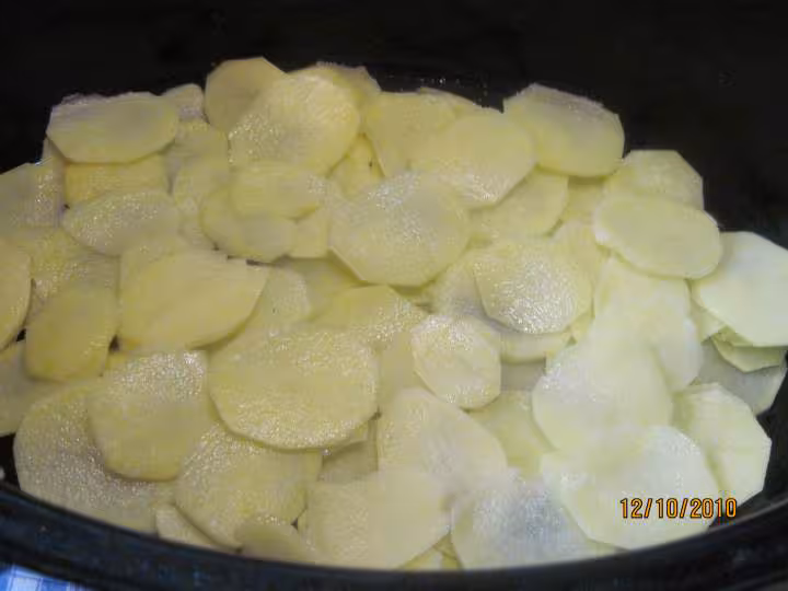 Roti de porc a l etouffe p de terre et oignons