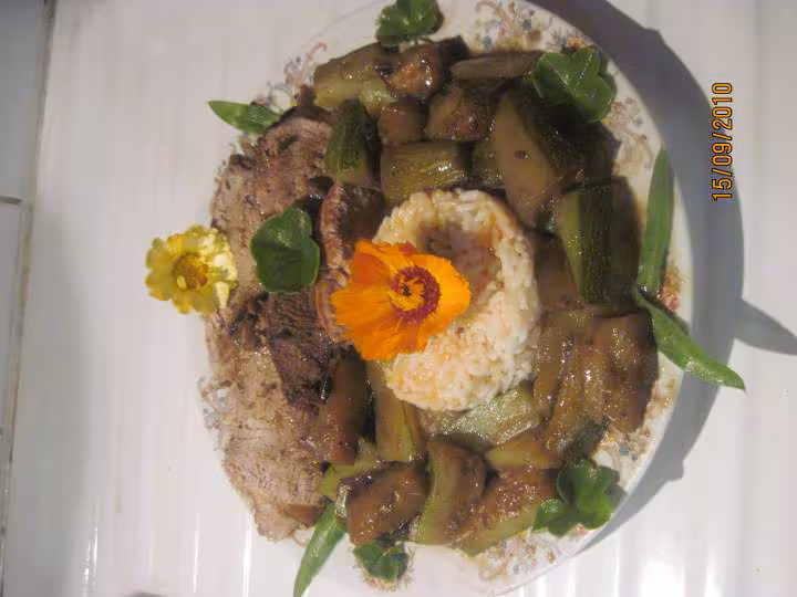 Roti de porc aux courgettes et riz