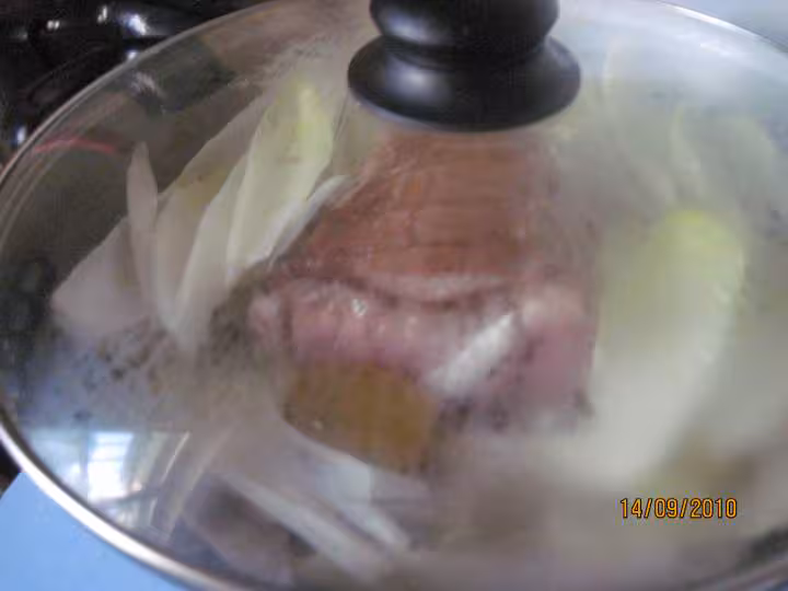 Roti de veau aux endives cuit a l etouffe