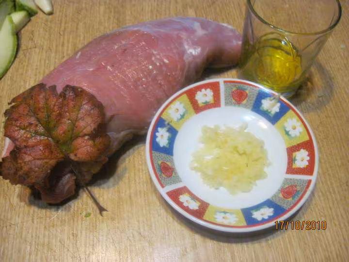 Roti de veau courgette poivrons sauce de fond veau
