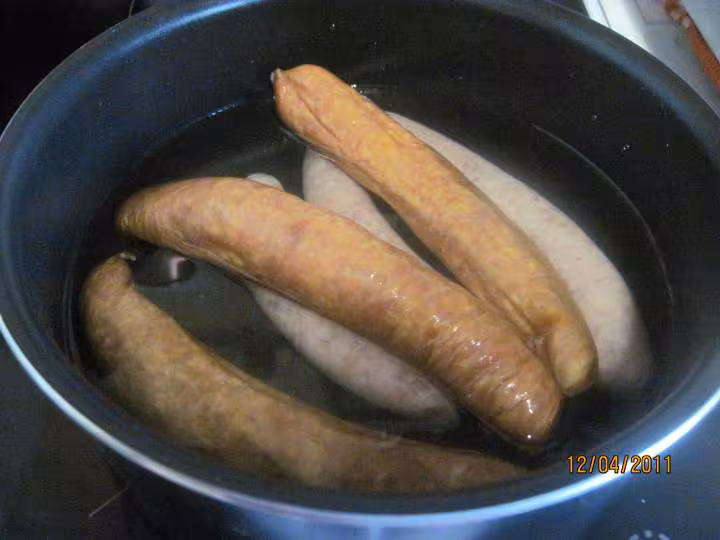 Rougail de sauisses fumees aux legumes