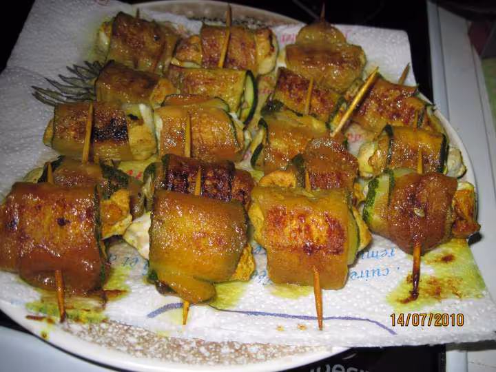 Rouleaux de courgettes aux blancs de poulet