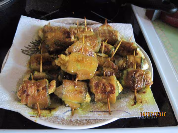 Rouleaux de courgettes aux blancs de poulet
