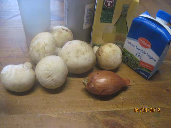Sauce aux champignons au vin blanc