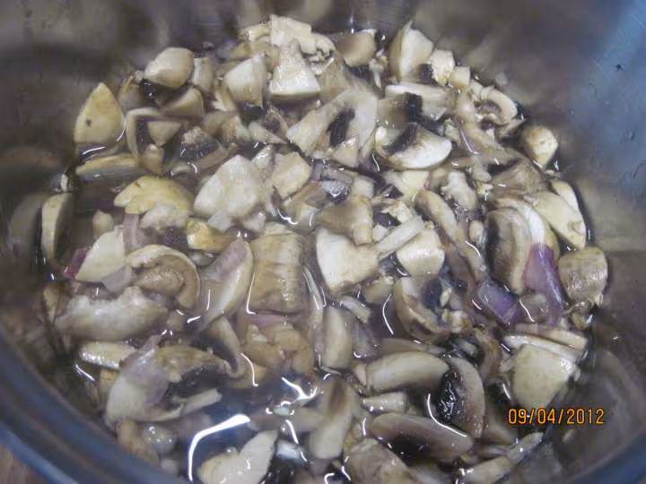 Sauce aux champignons au vin blanc