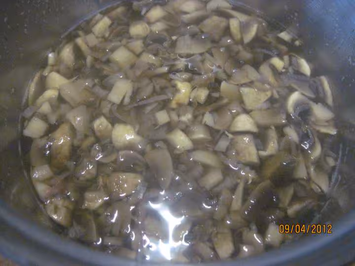 Sauce aux champignons au vin blanc