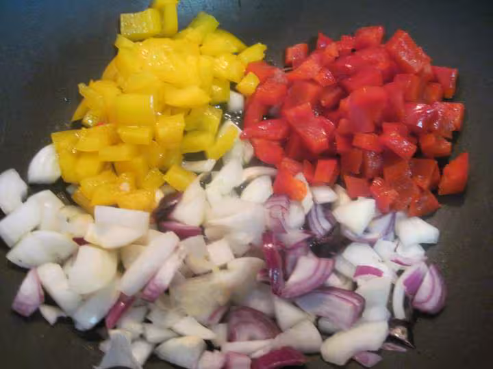 Sauce tomate aux poivrons et basilic