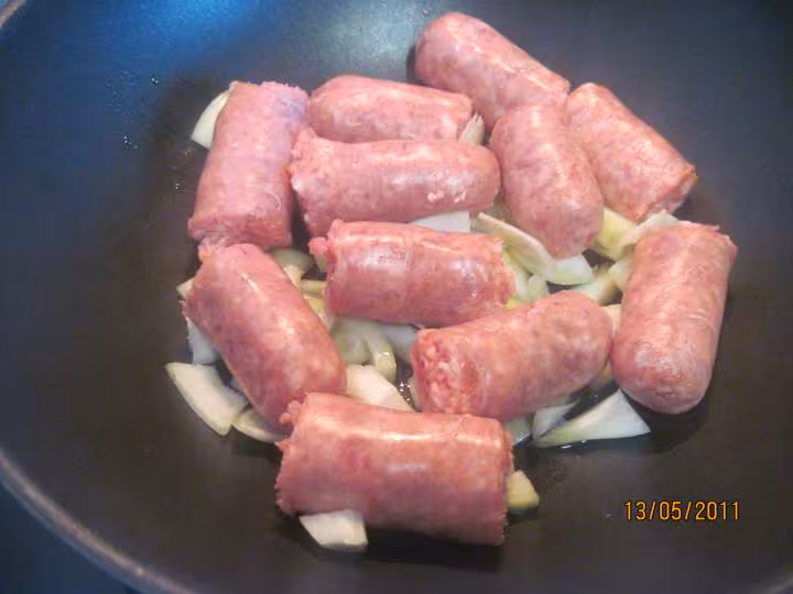 Saucisses de toulouse aux legumes et basilic