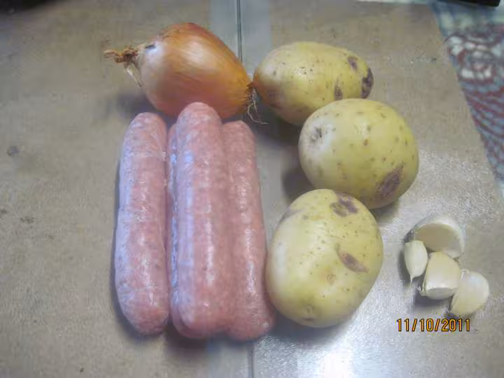 Saucisses de toulouse p de terre au curry