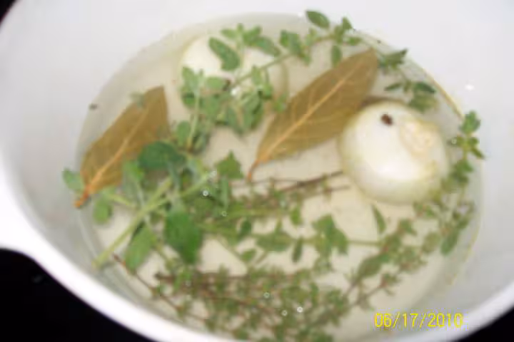 Saumon rose aux petits legumes et mayonnaise