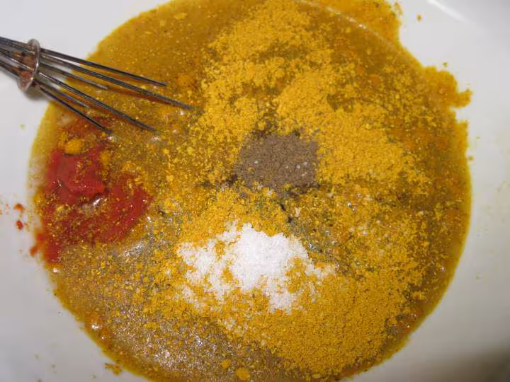 Saute de porc au chou rave en sauce
