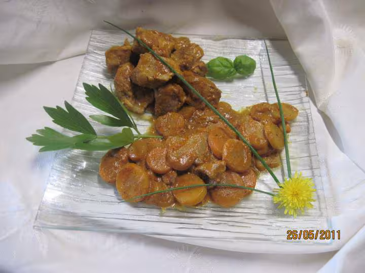Saute de porc aux carottes meli melo en sauce