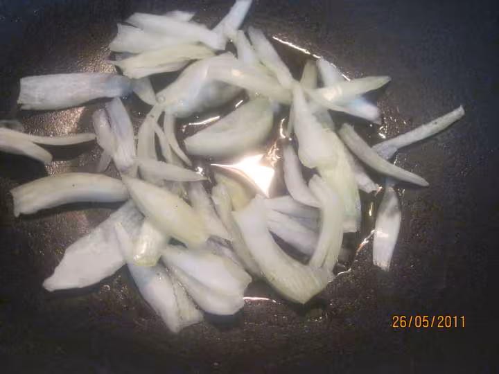Saute de porc aux carottes meli melo en sauce