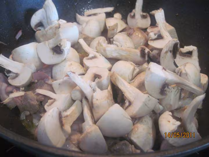 Saute de porc aux champignons epinard