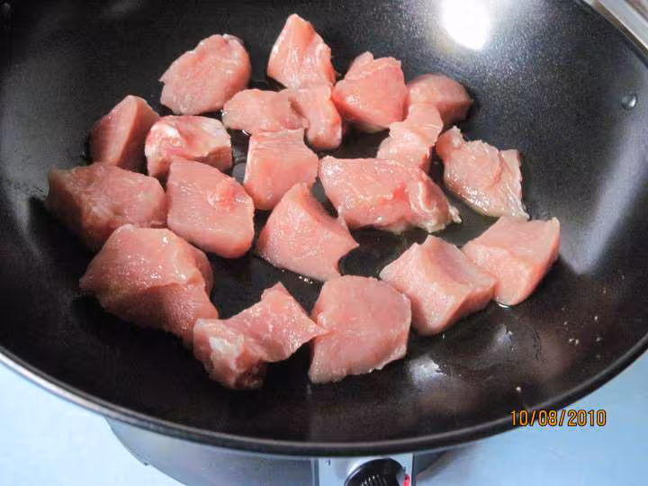 Saute de porc aux courgettes riz a la creme wok
