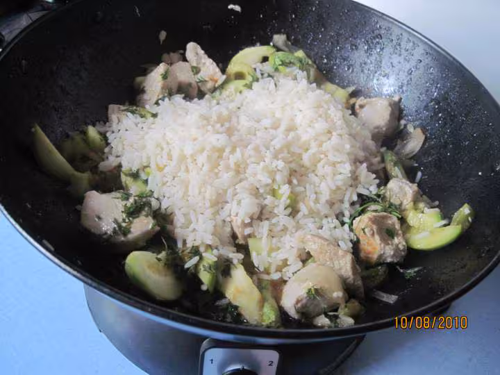 Saute de porc aux courgettes riz a la creme wok