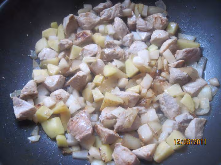 Saute de porc aux des de legumes tikka massala