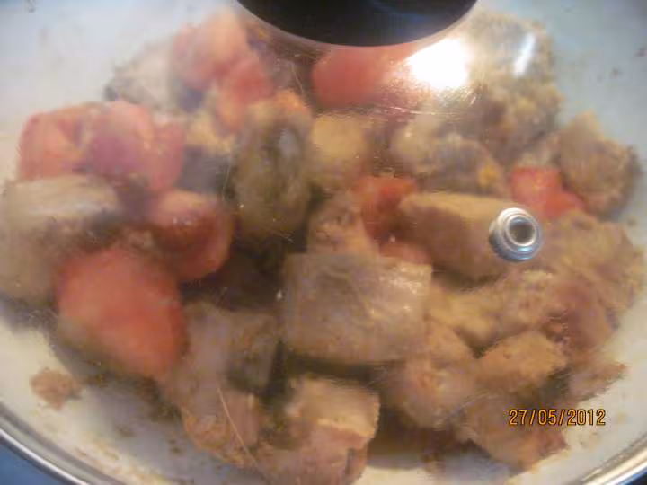 Saute de roti de porc aux legumes et cumin