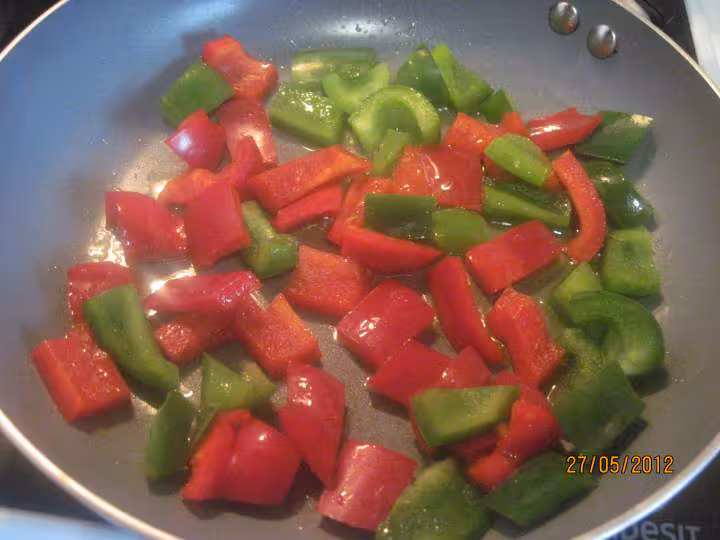 Saute de roti de porc aux legumes et cumin